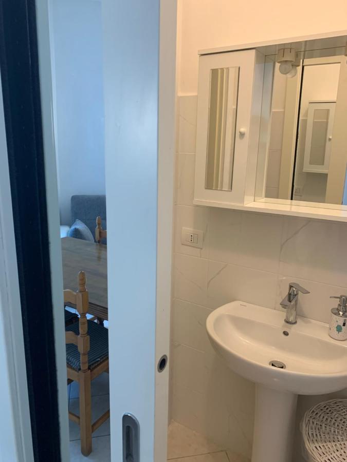 La Mi Ca Apartment ลาสเปเซีย ภายนอก รูปภาพ