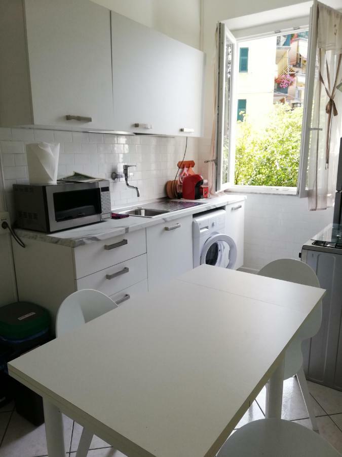 La Mi Ca Apartment ลาสเปเซีย ภายนอก รูปภาพ